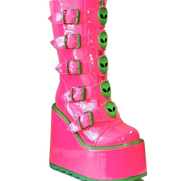 yru alien boots